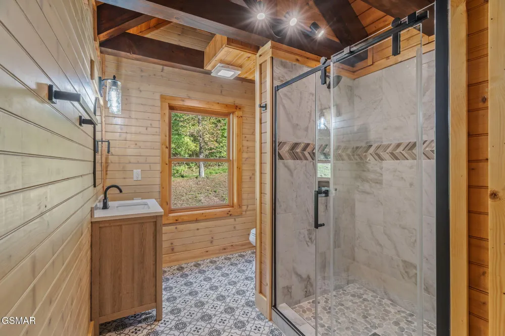 1035 Porterfield Gap Road Seymour, TN 37865