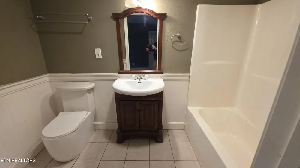 1181 Carding Machine Rd Loudon, TN 37774