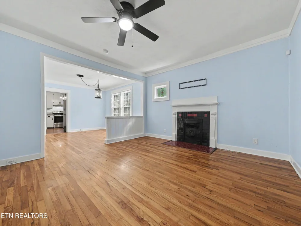 2311 Cedar Lane Knoxville, TN 37918