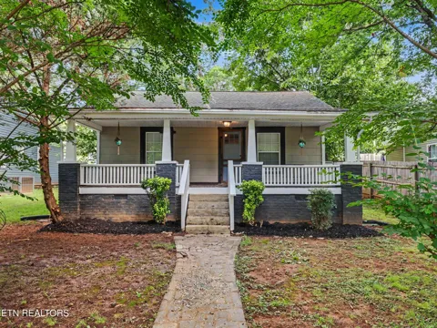 2311 Cedar Lane