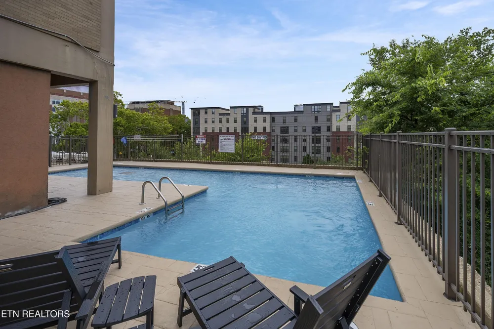 1700 Clinch Ave #411 Knoxville, TN 37916