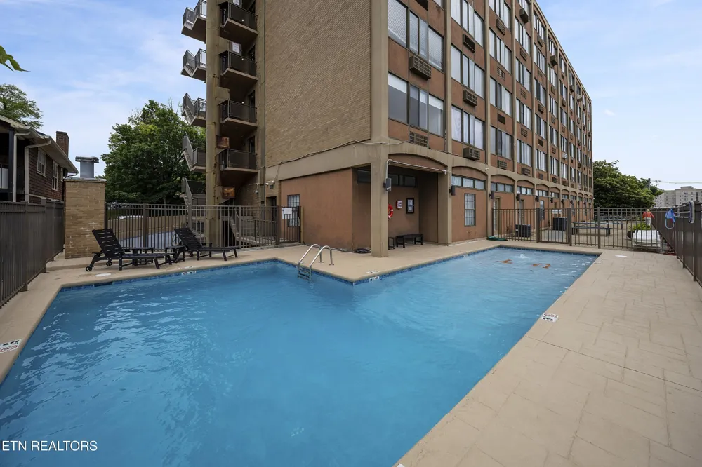1700 Clinch Ave #411 Knoxville, TN 37916