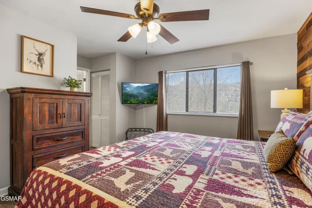 354 E Holly Ridge Road #204 Gatlinburg, TN 37738