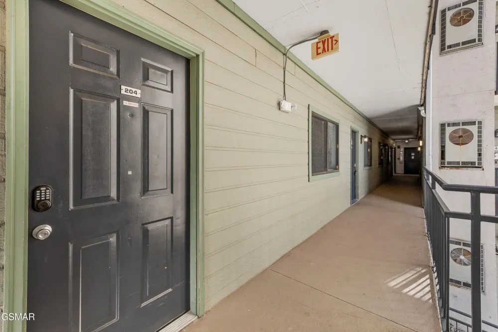 354 E Holly Ridge Road #204 Gatlinburg, TN 37738