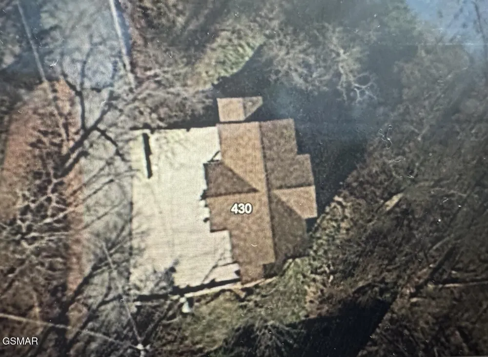 430 Greystone Heights Road Gatlinburg, TN 37738