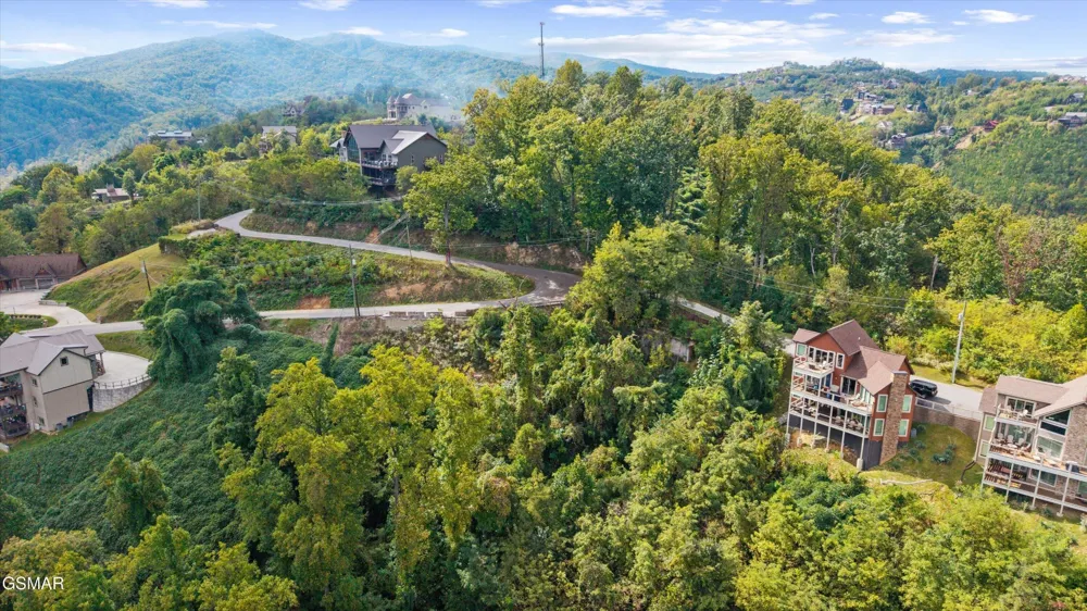 430 Greystone Heights Road Gatlinburg, TN 37738