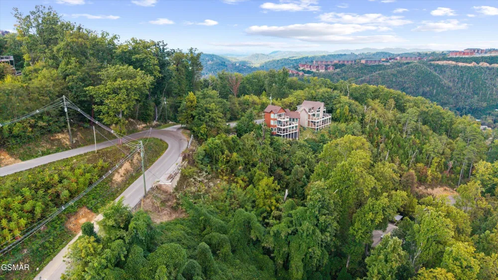 430 Greystone Heights Road Gatlinburg, TN 37738