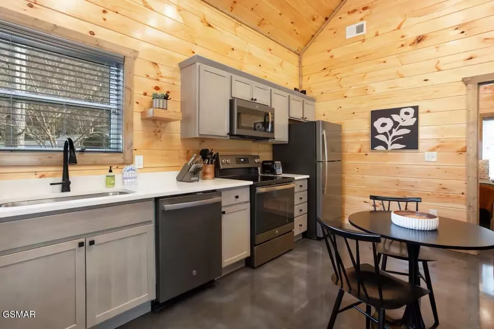 310 Lewis Clabo Road Gatlinburg, TN 37738