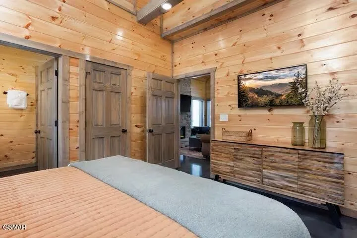 310 Lewis Clabo Road Gatlinburg, TN 37738