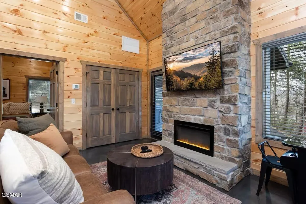 310 Lewis Clabo Road Gatlinburg, TN 37738