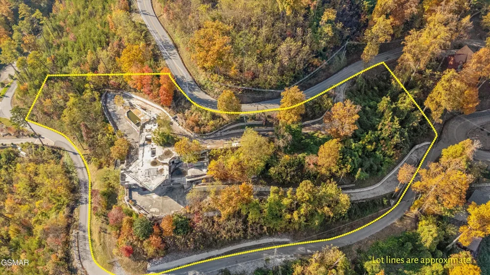 345 Greystone Heights Road Gatlinburg, TN 37738