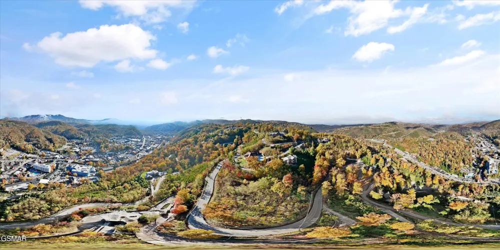 345 Greystone Heights Road Gatlinburg, TN 37738