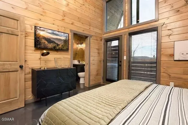 324 Lewis Clabo Road Gatlinburg, TN 37738