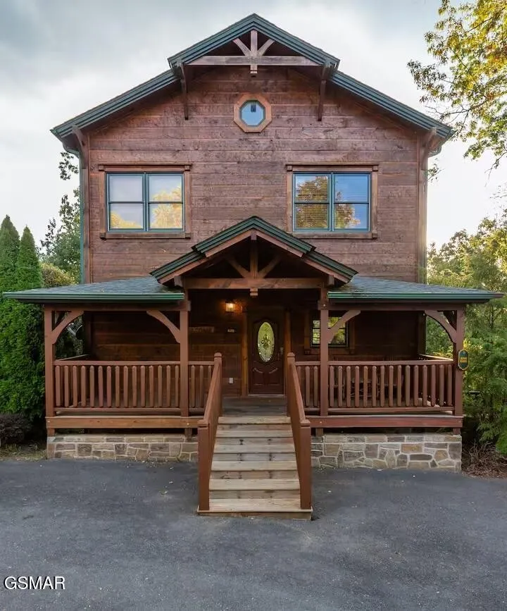 4532 Holly Forest Way Gatlinburg, TN 37738
