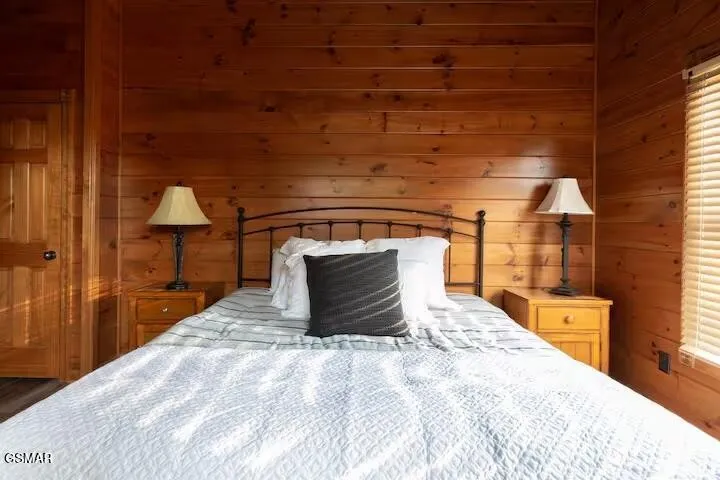 4532 Holly Forest Way Gatlinburg, TN 37738