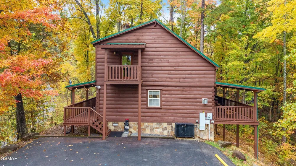 610 Timber Ridge Road Gatlinburg, TN 37738