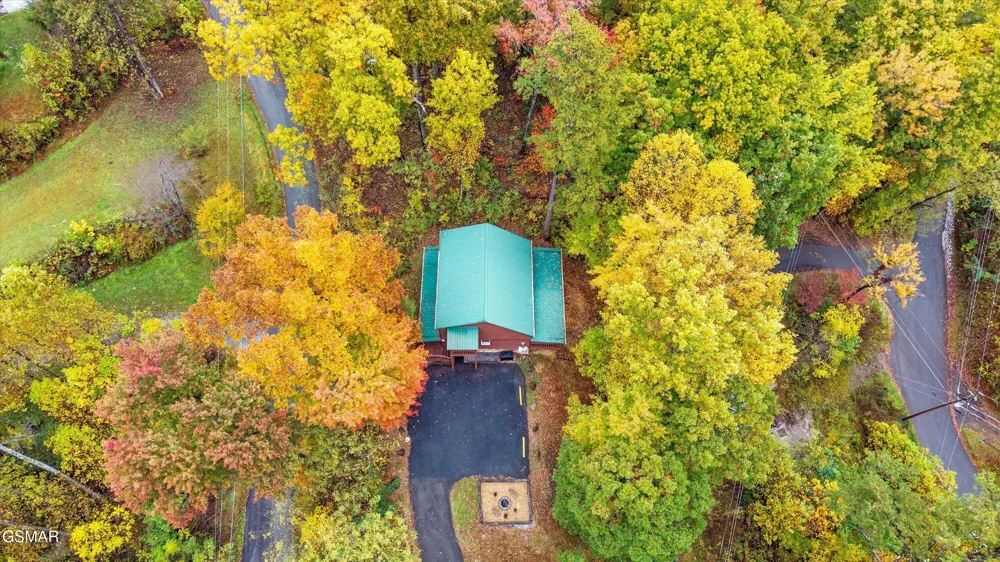 610 Timber Ridge Road Gatlinburg, TN 37738