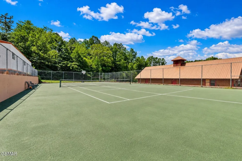 143 White Oak Resort Way Gatlinburg, TN 37738