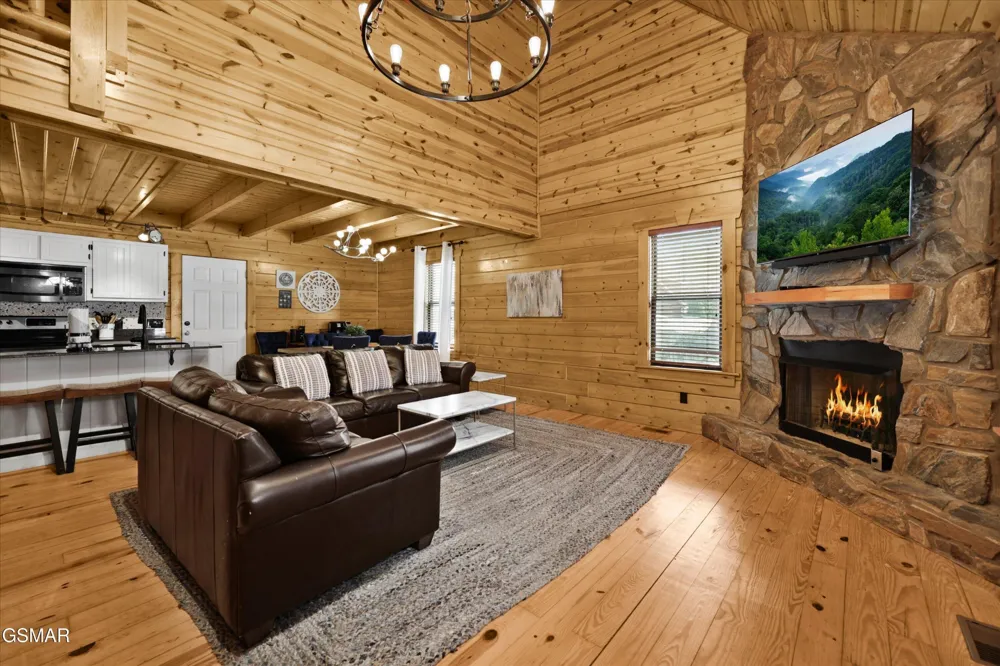 143 White Oak Resort Way Gatlinburg, TN 37738