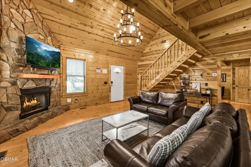 143 White Oak Resort Way Gatlinburg, TN 37738