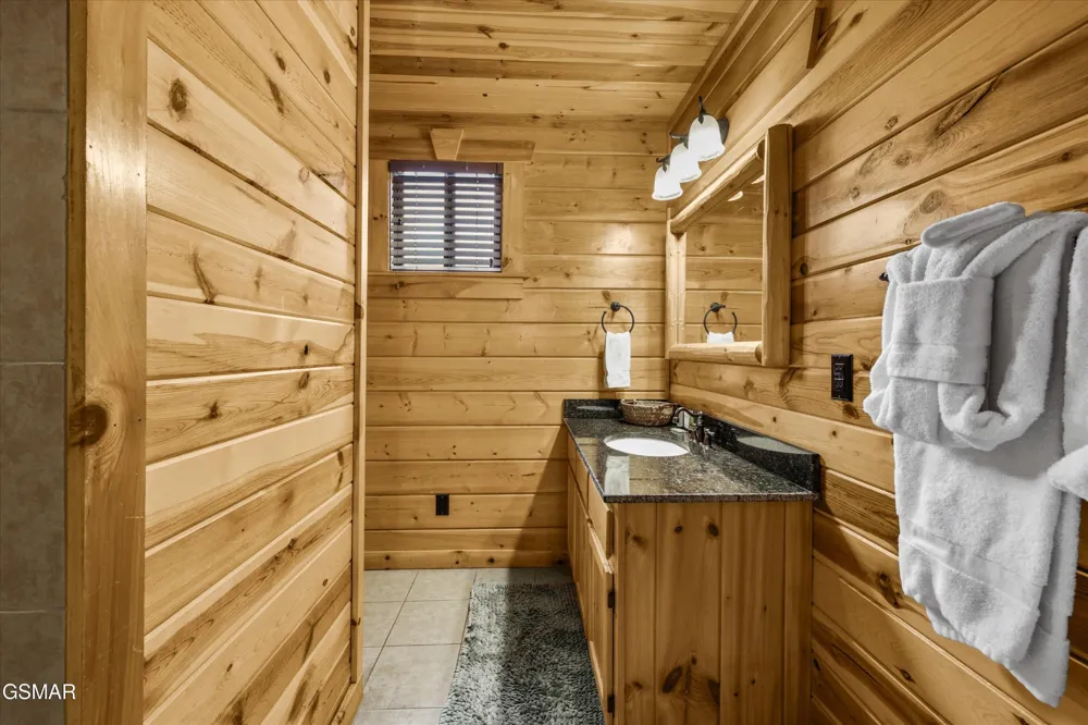 143 White Oak Resort Way Gatlinburg, TN 37738