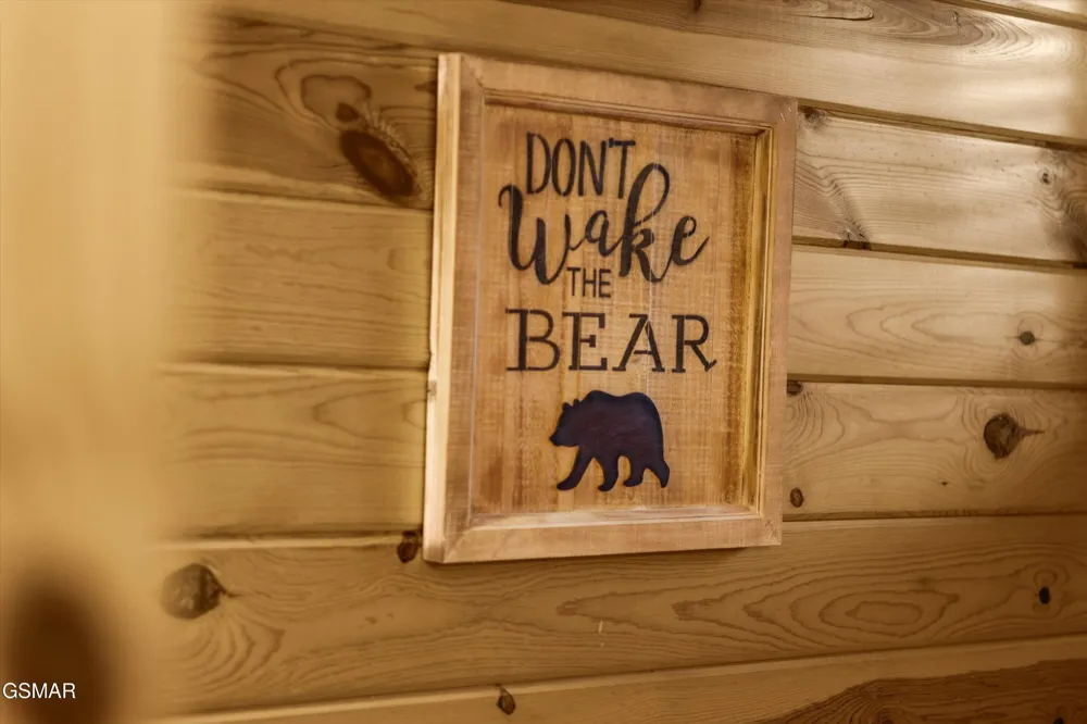 143 White Oak Resort Way Gatlinburg, TN 37738