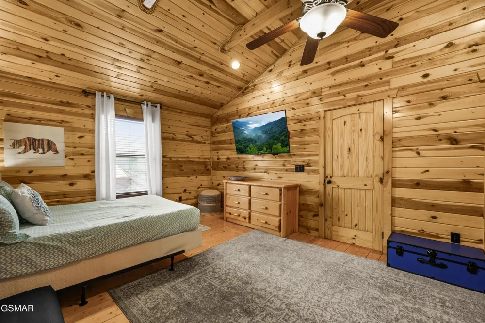 143 White Oak Resort Way Gatlinburg, TN 37738