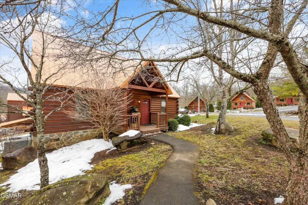 143 White Oak Resort Way Gatlinburg, TN 37738