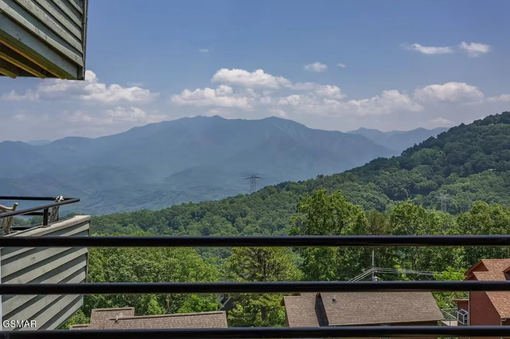 1260 Ski View Drive #8205 Gatlinburg, TN 37738