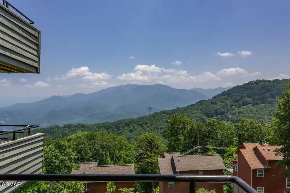 1260 Ski View Drive #8205 Gatlinburg, TN 37738