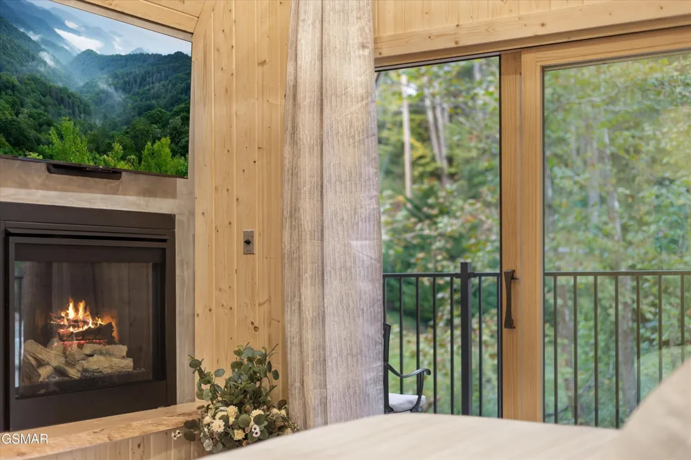 2951 Webb Creek Road Sevierville, TN 37876