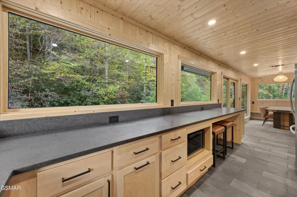 2951 Webb Creek Road Sevierville, TN 37876