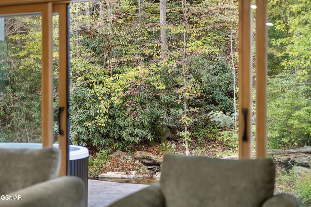 2951 Webb Creek Road Sevierville, TN 37876