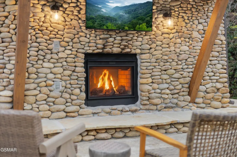2951 Webb Creek Road Sevierville, TN 37876