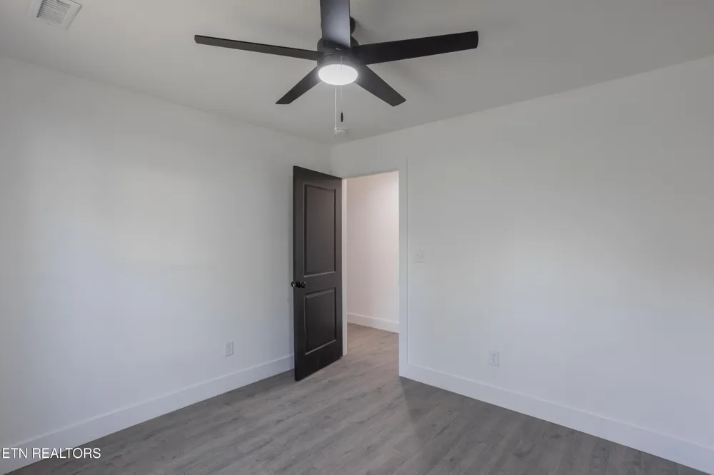 2317 E Glenwood Ave Knoxville, TN 37917