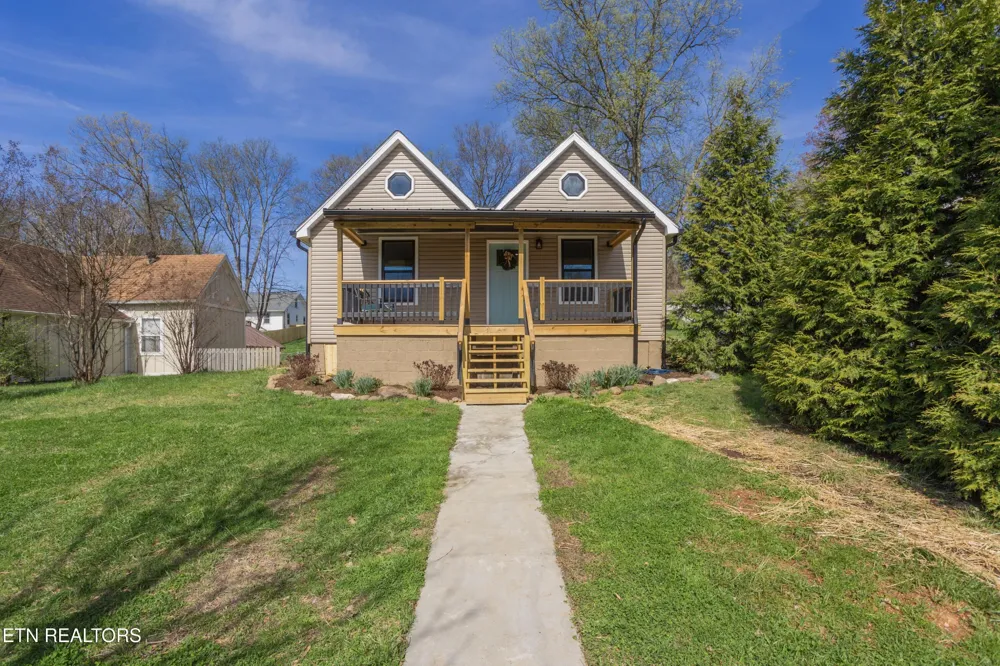 2317 E Glenwood Ave Knoxville, TN 37917