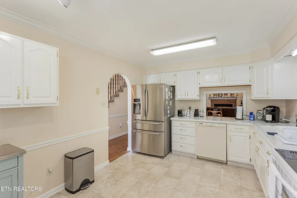 709 Landing Lane Knoxville, TN 37934