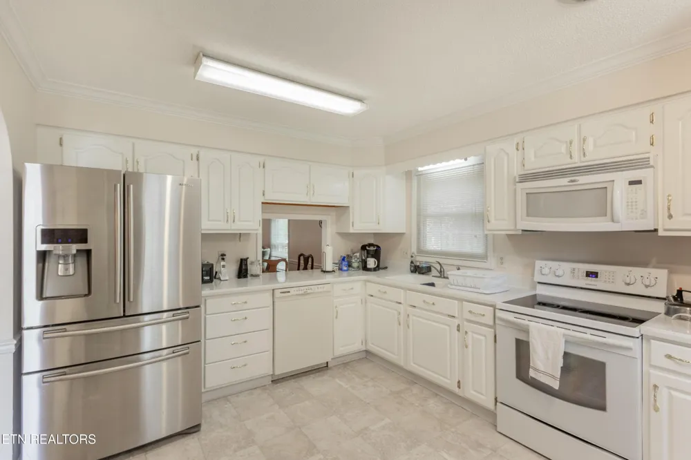 709 Landing Lane Knoxville, TN 37934