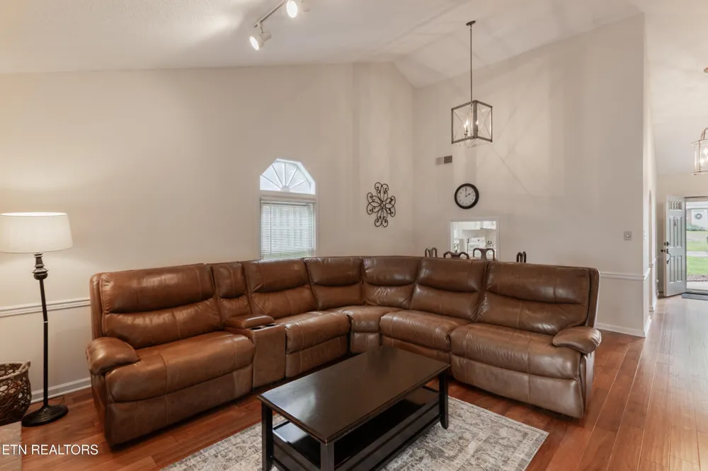 709 Landing Lane Knoxville, TN 37934