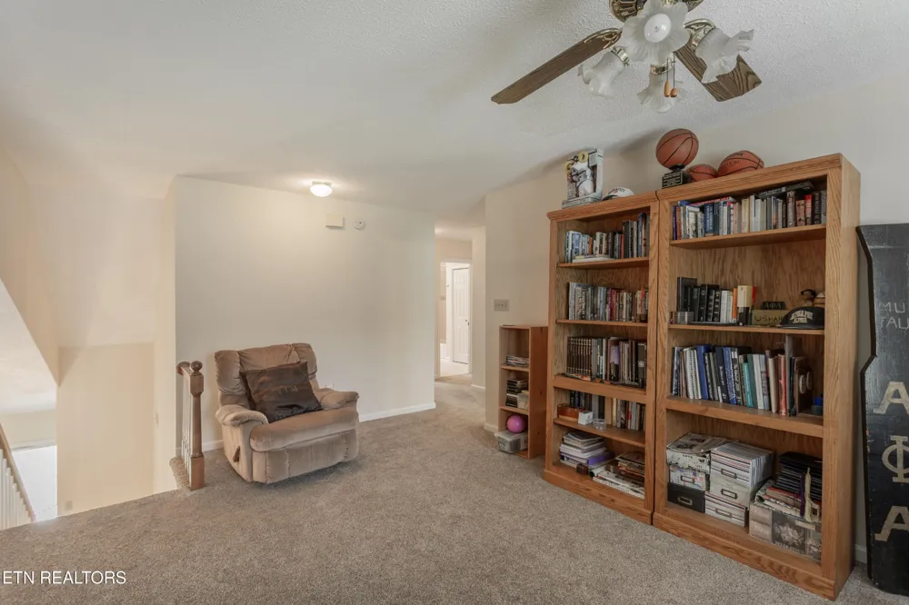 709 Landing Lane Knoxville, TN 37934