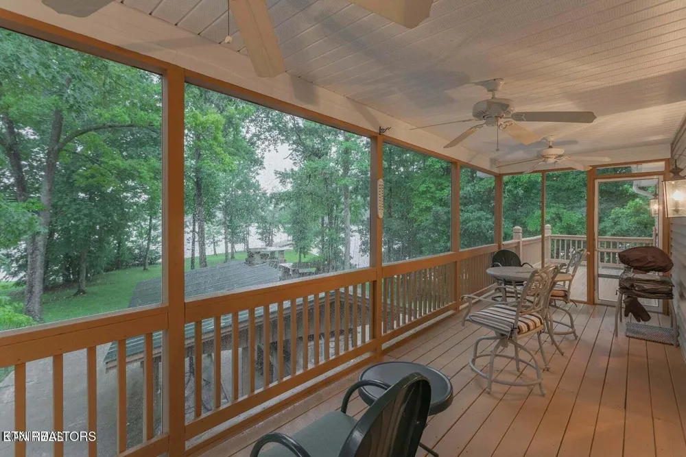 125 Mallard Duck Lane Rockwood, TN 37854