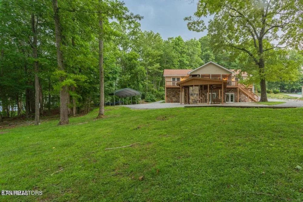 125 Mallard Duck Lane Rockwood, TN 37854