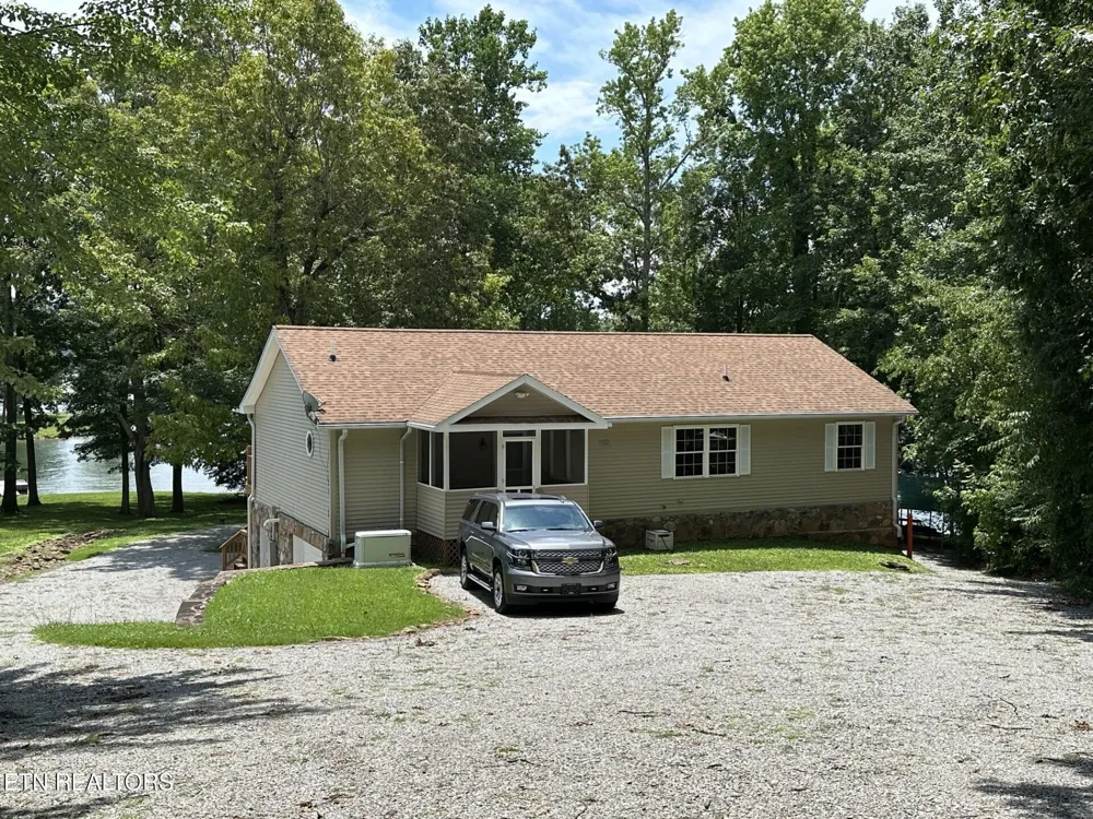 125 Mallard Duck Lane Rockwood, TN 37854