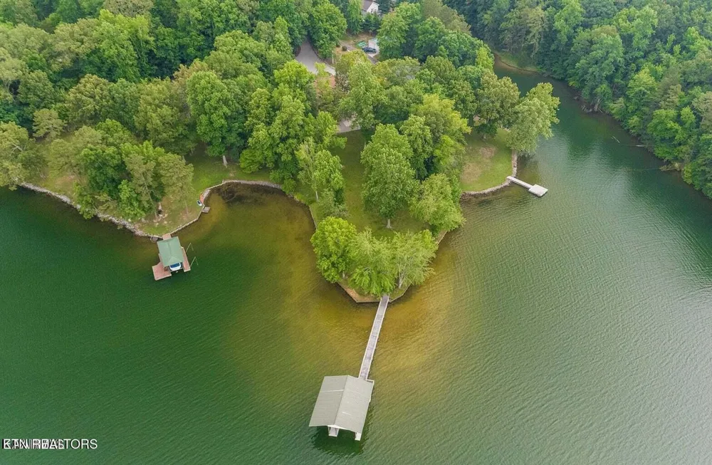 125 Mallard Duck Lane Rockwood, TN 37854
