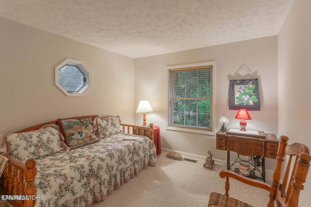 125 Mallard Duck Lane Rockwood, TN 37854