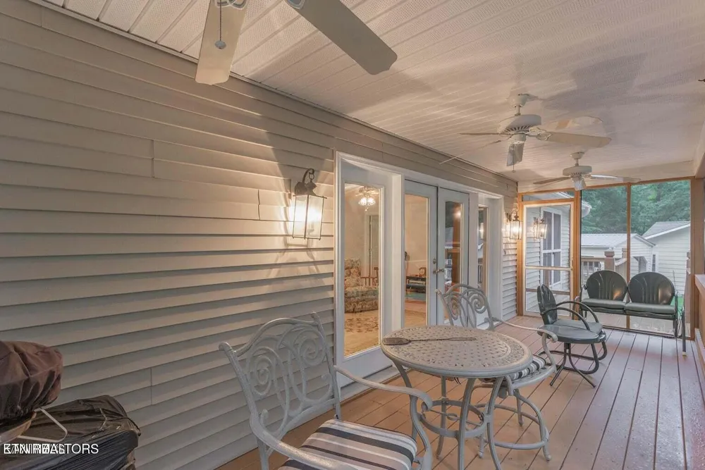 125 Mallard Duck Lane Rockwood, TN 37854