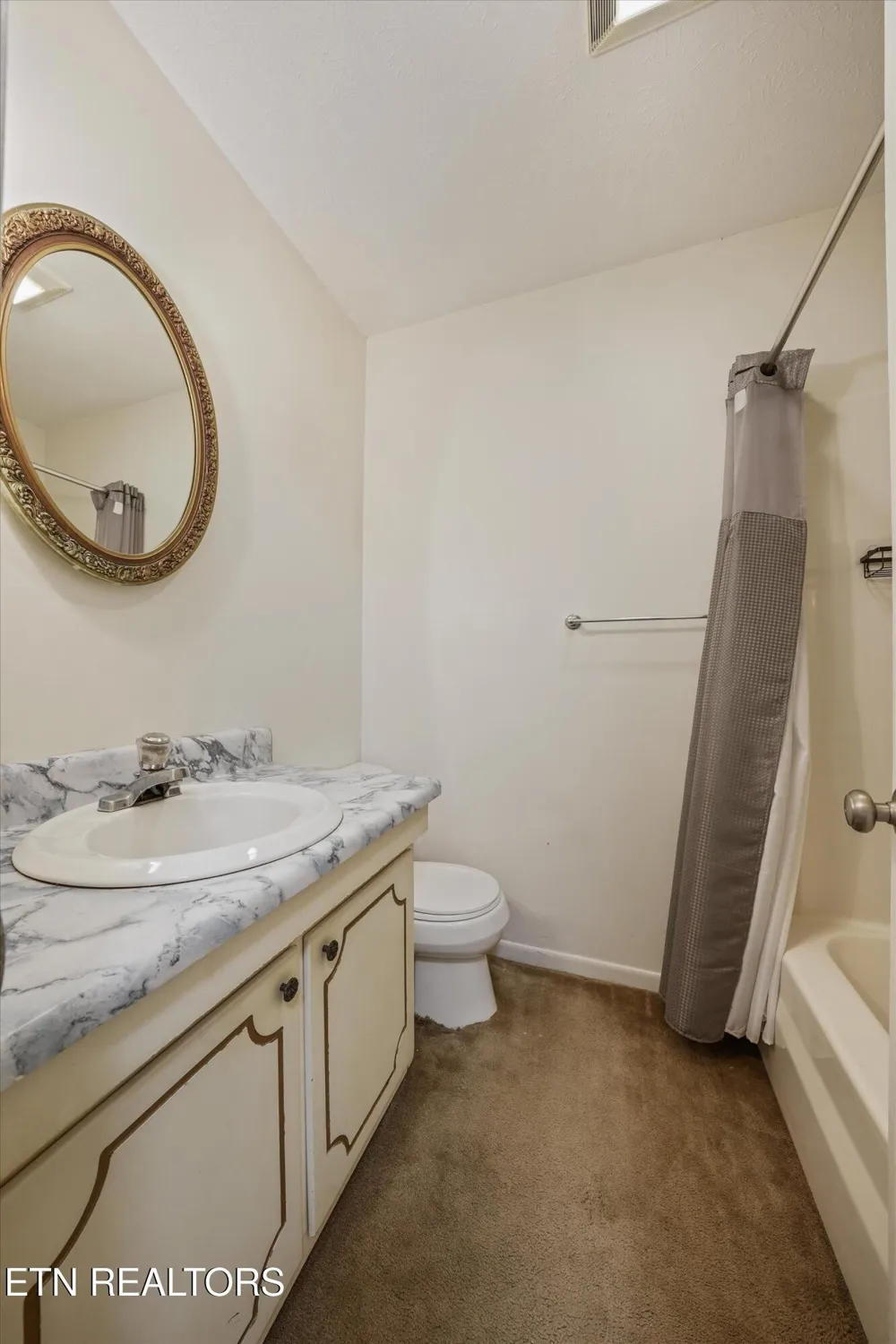 155 Chestnut Hill Rd Harriman, TN 37748