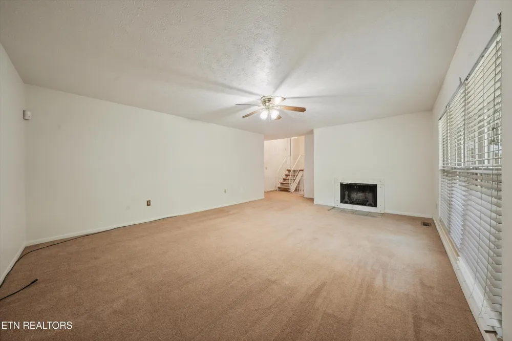 155 Chestnut Hill Rd Harriman, TN 37748