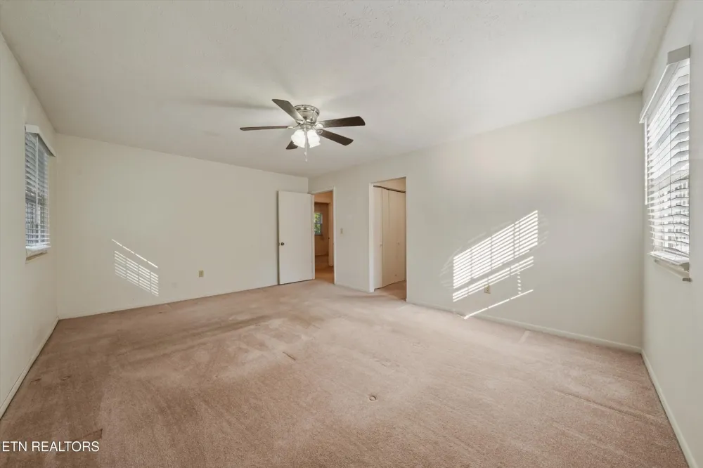 155 Chestnut Hill Rd Harriman, TN 37748