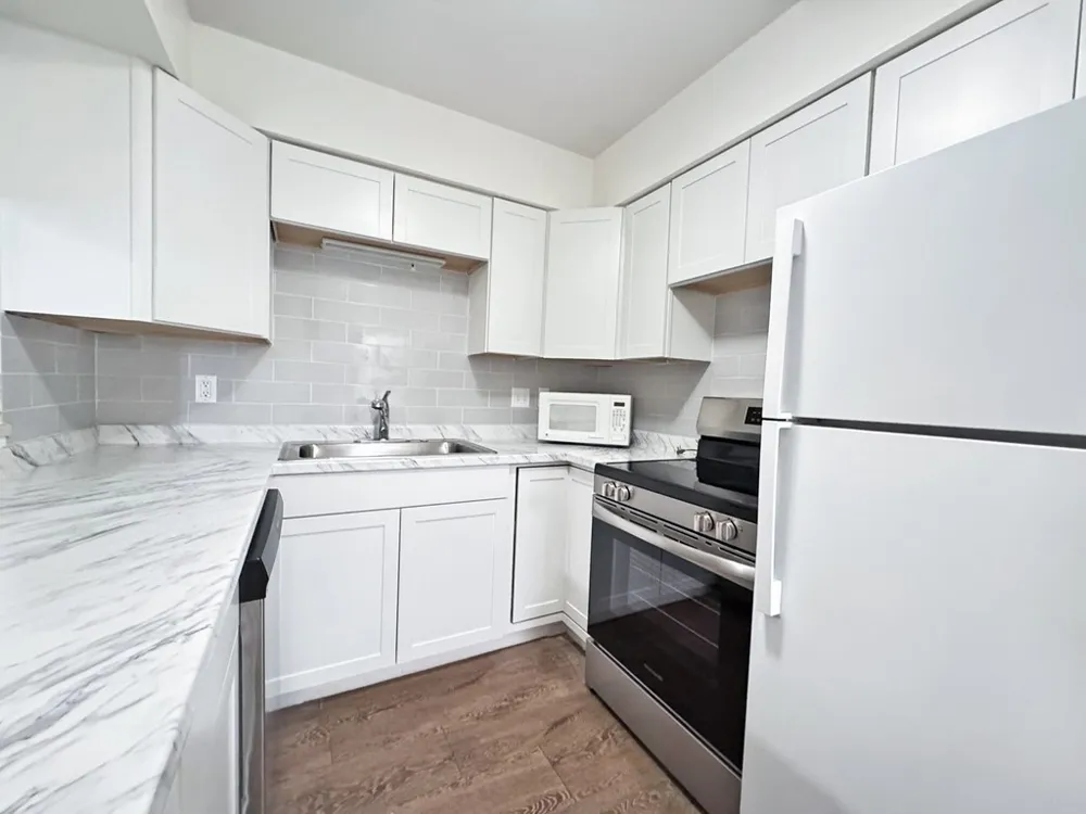 1210 Hi Stirrup #206 #UNIT 206 Horseshoe Bay, TX 78657